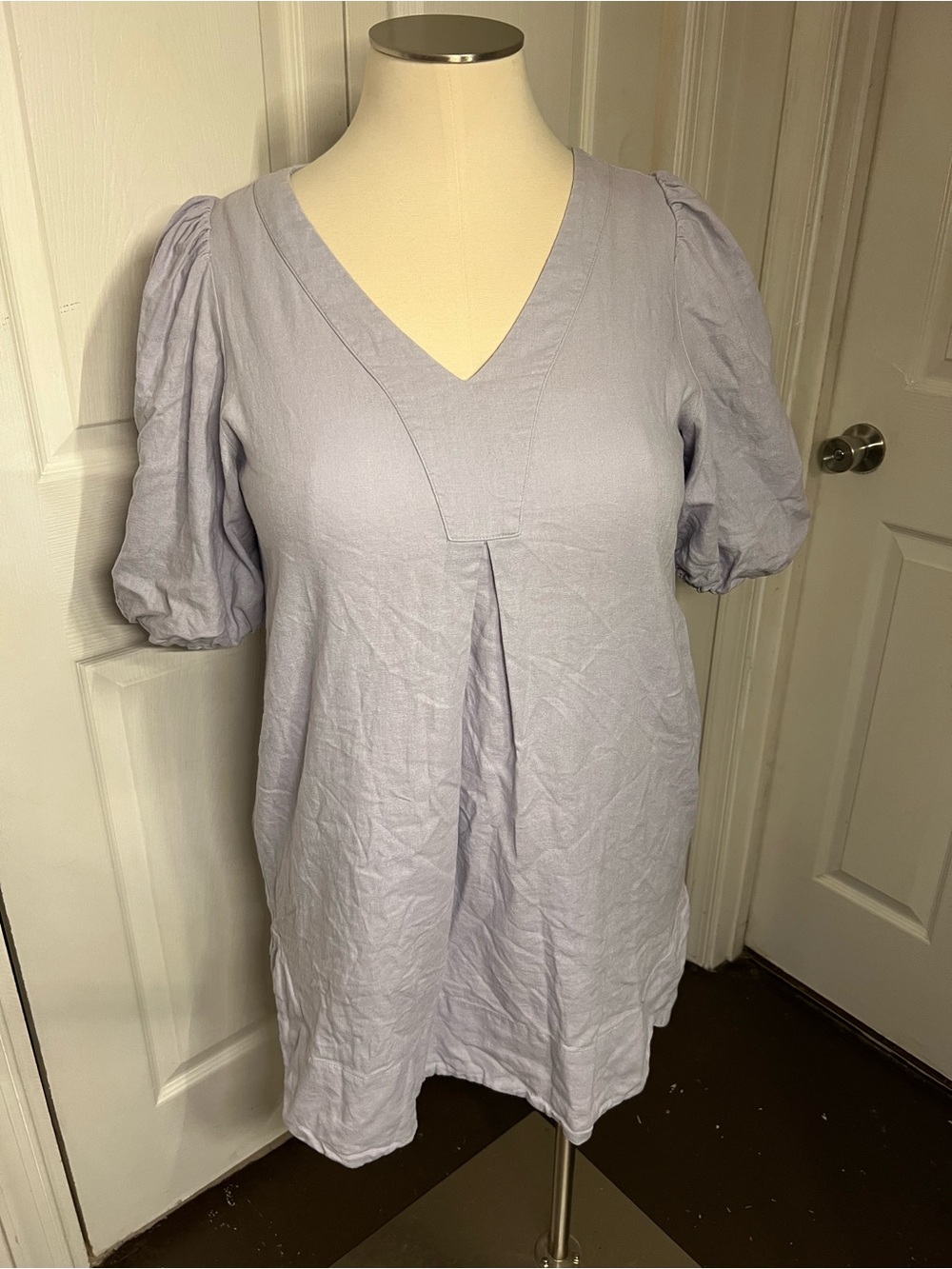 For Cynthia Linen Light Lavender V-Neck Puff Sleeve Women's Dress size L